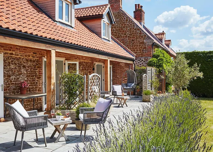 Cliff Farmhouse B&B Suites